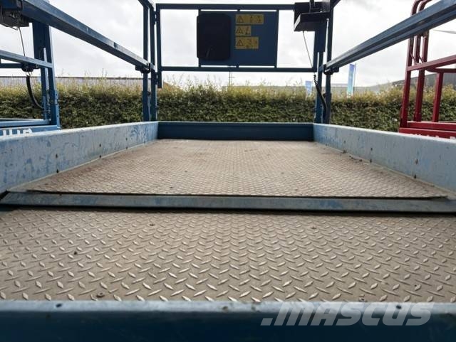 Genie 4069RT Scheren-Arbeitsbühnen