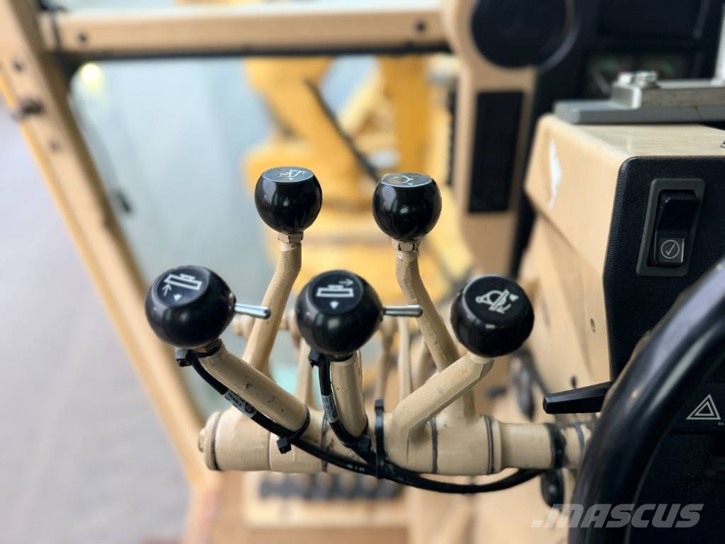 CAT 120H - CE Graders