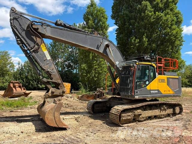 Volvo EC 300 E 轮式挖掘机