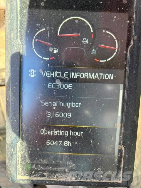 Volvo EC 300 E 轮式挖掘机