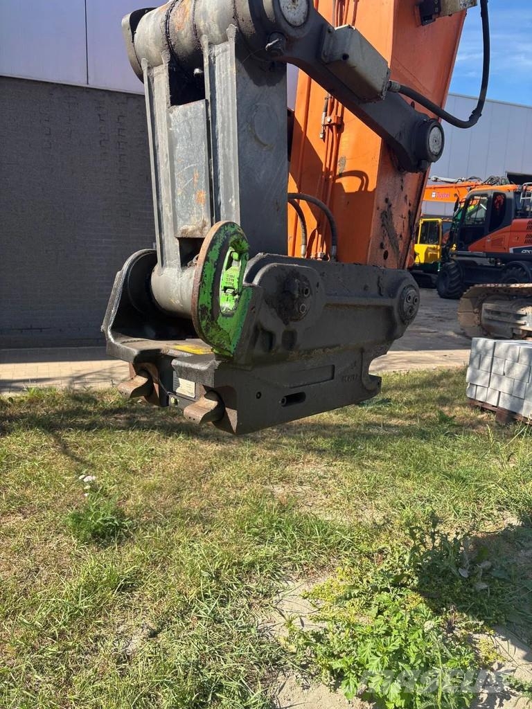 Develon DX300LC-7K semi long reach Crawler excavators