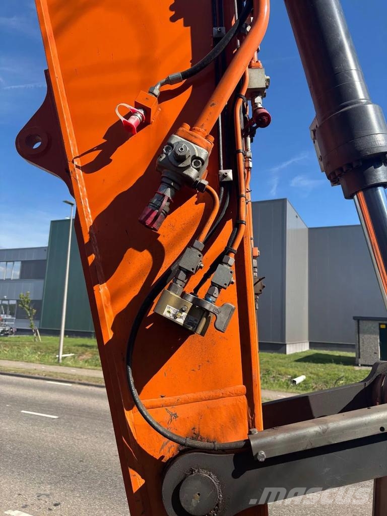 Develon DX300LC-7K semi long reach Crawler excavators