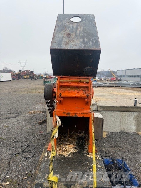 Weima WASTE GRANULATOR MILL آلات تمزيق المخلفات
