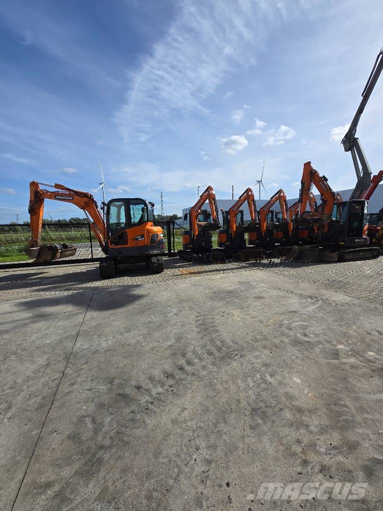 Doosan DX55R-7 Minigraafmachines < 7t