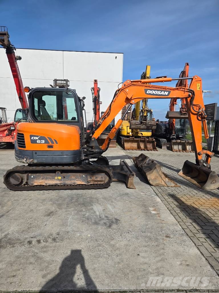 Doosan DX55R-7 Minigraafmachines < 7t