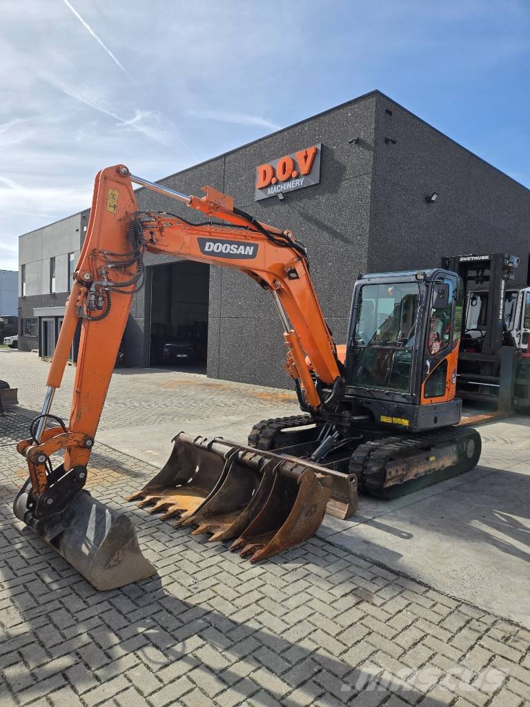 Doosan DX55R-7 Minigraafmachines < 7t