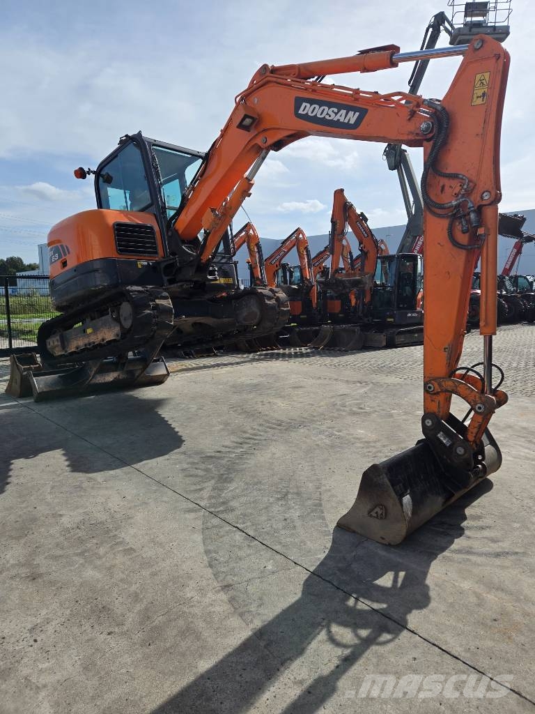 Doosan DX55R-7 Minigraafmachines < 7t