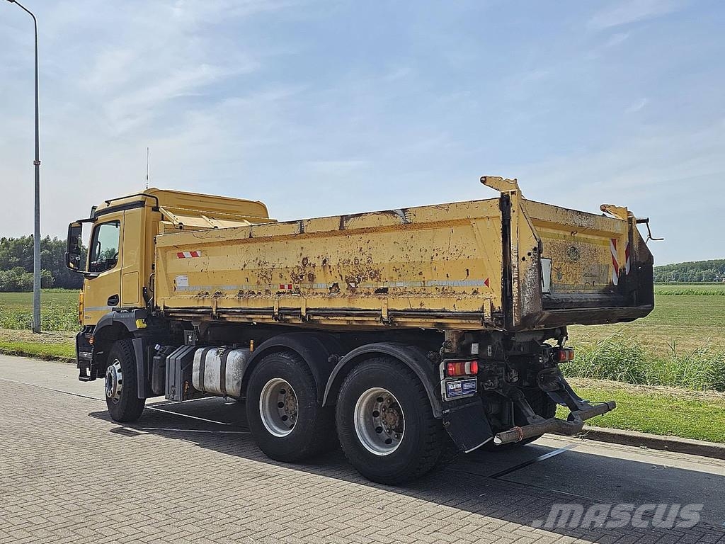 Mercedes-Benz ACTROS 2643 شاحنات قلابة
