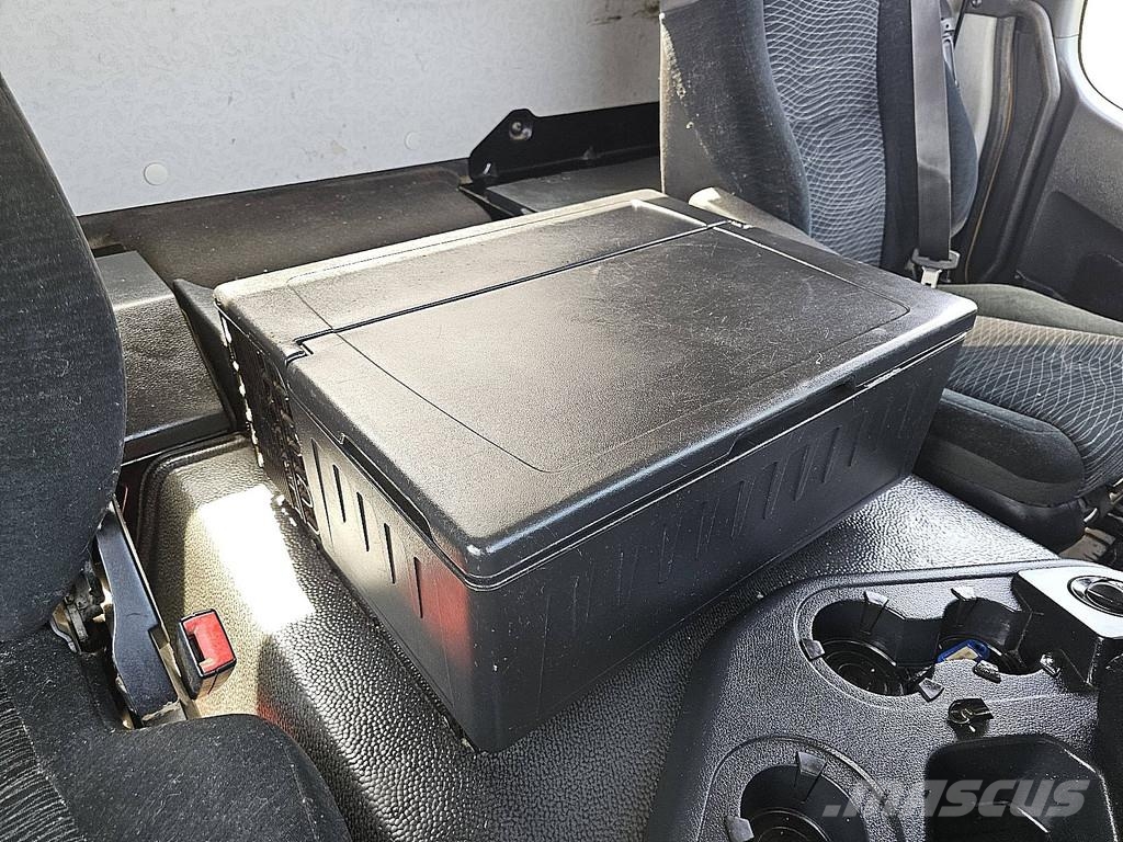 Mercedes-Benz ACTROS 2643 شاحنات قلابة