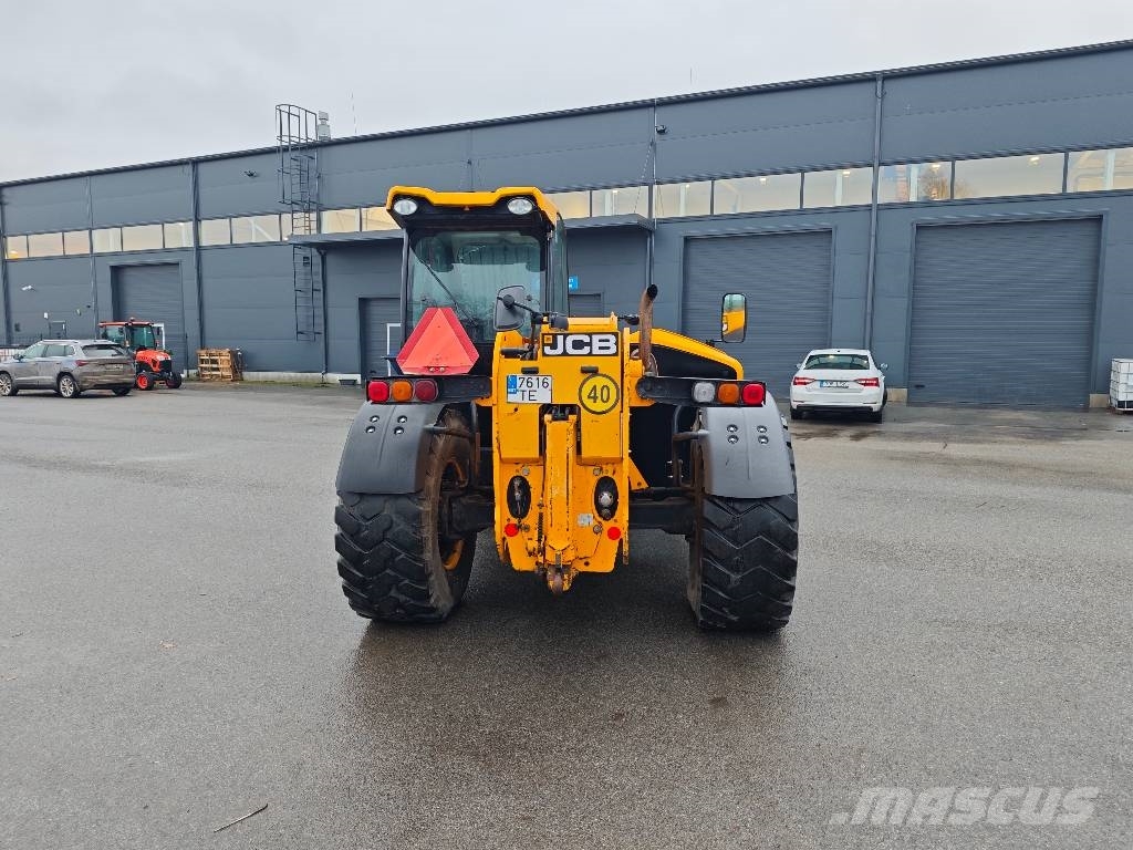 JCB 541-70 Agri Super Tarimsal teleskopik yükleyiciler