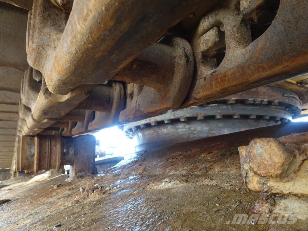 Komatsu PC290LC-8 حفارات زحافة