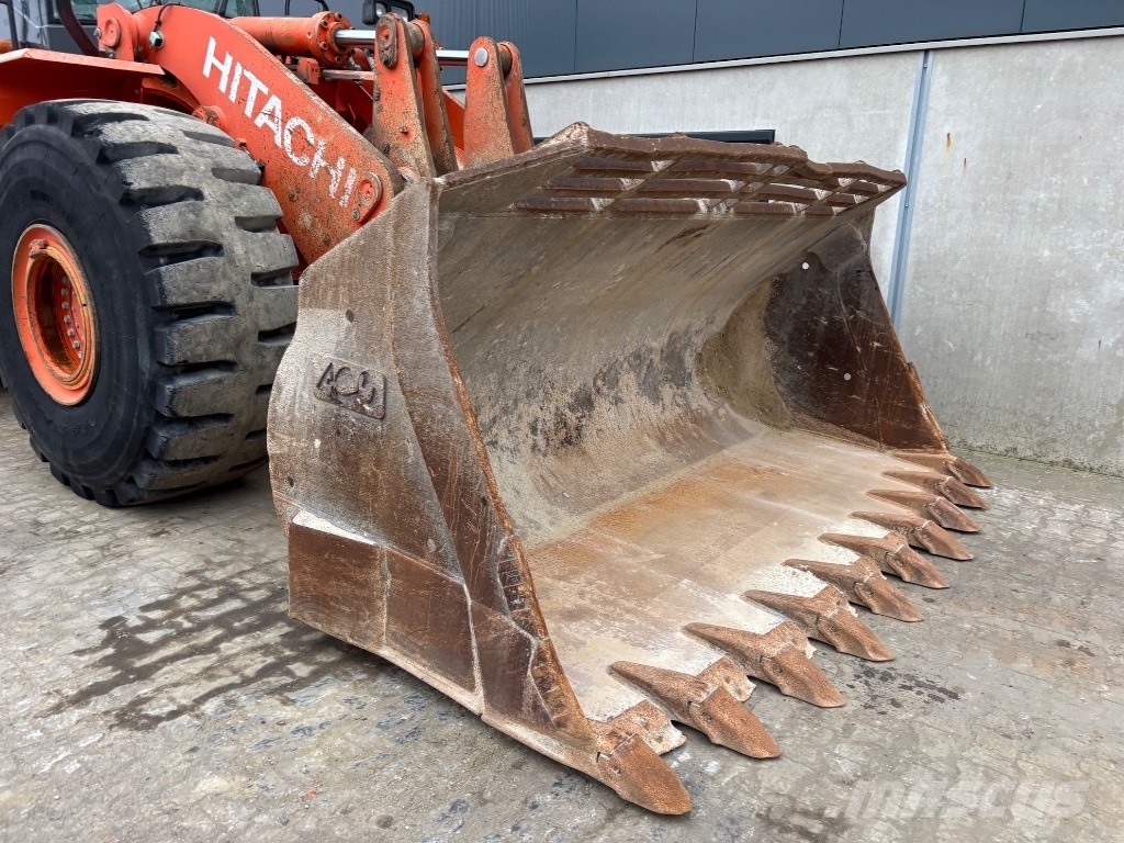 Hitachi ZW 370 - Kawasaki 95Z - ZW370 - ZW330 Utovarivači na kotačima