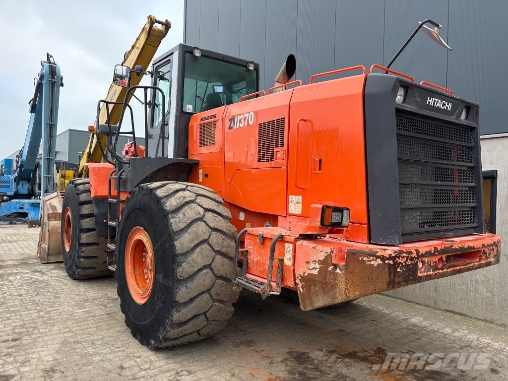 Hitachi ZW 370 - Kawasaki 95Z - ZW370 - ZW330 Utovarivači na kotačima