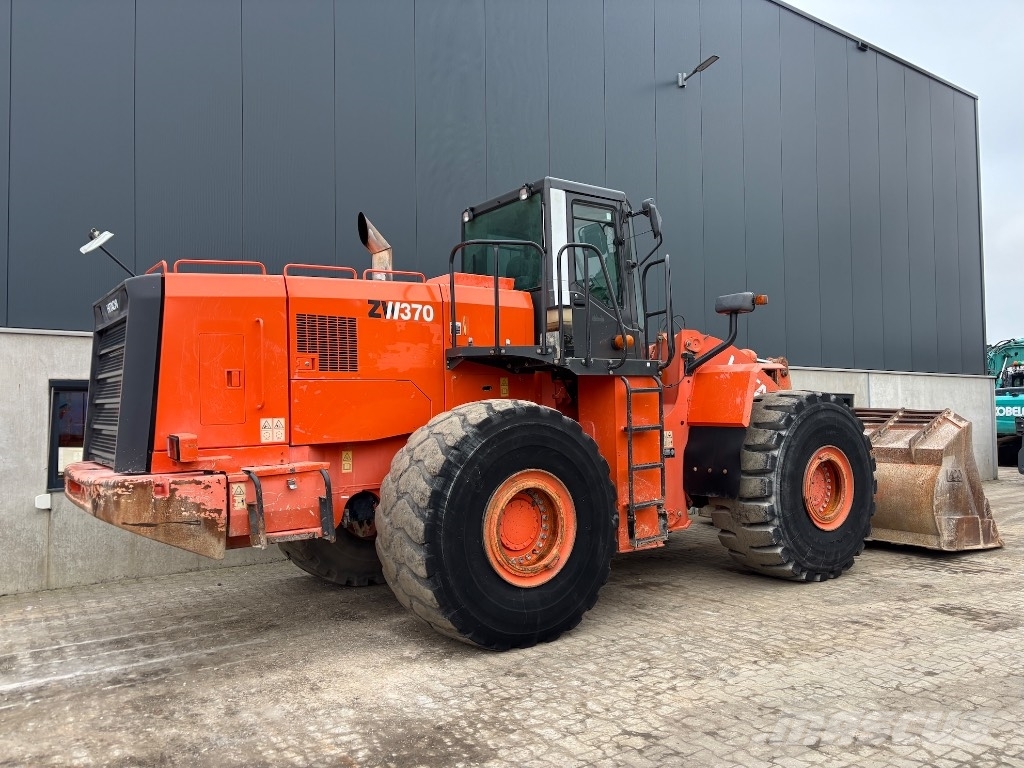 Hitachi ZW 370 - Kawasaki 95Z - ZW370 - ZW330 Utovarivači na kotačima
