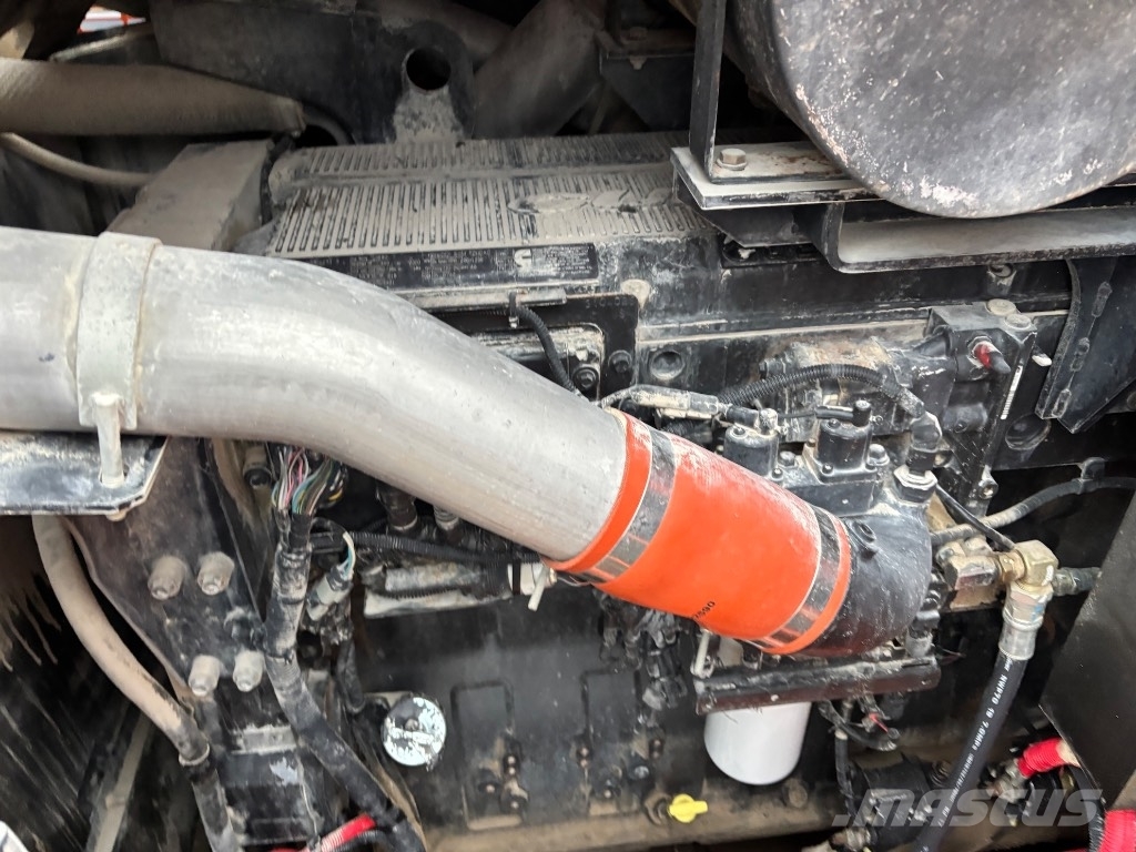 Hitachi ZW 370 - Kawasaki 95Z - ZW370 - ZW330 Utovarivači na kotačima