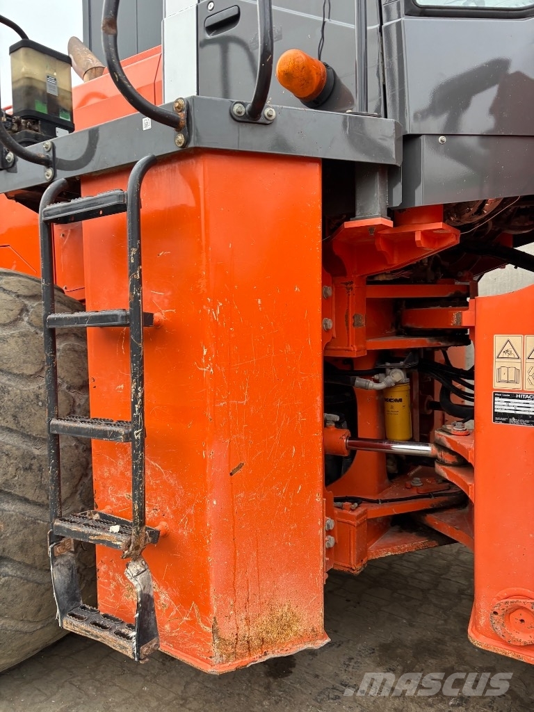 Hitachi ZW 370 - Kawasaki 95Z - ZW370 - ZW330 Utovarivači na kotačima