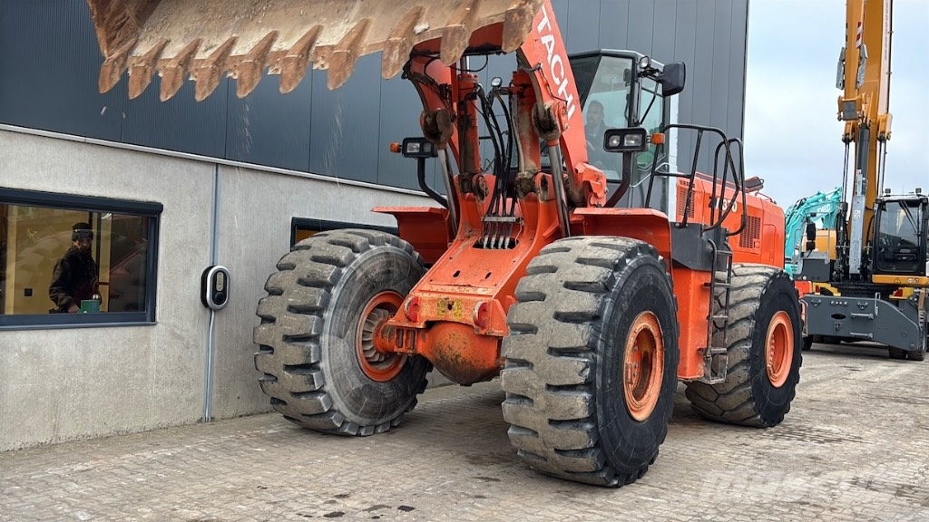 Hitachi ZW 370 - Kawasaki 95Z - ZW370 - ZW330 Utovarivači na kotačima