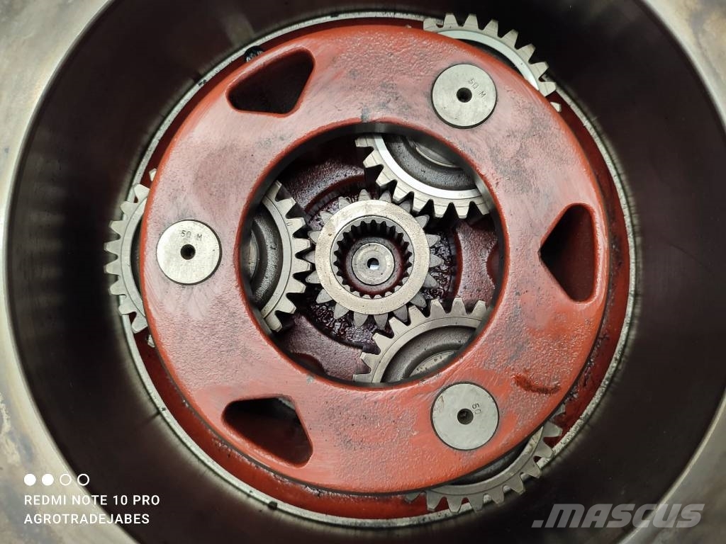 JCB Hub reduction gear 56720 JCB 8330 Fastrac 轴
