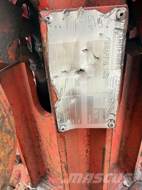 Arden Equipment GRAPPIN 1400 KG MASE خطاطيف