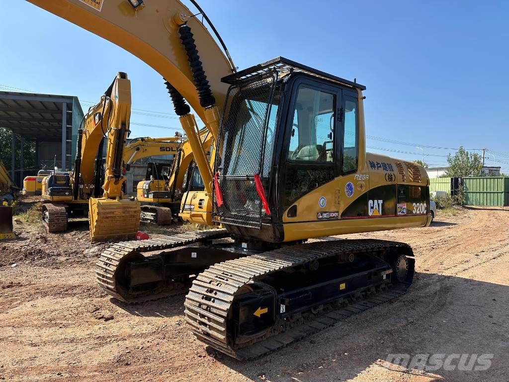 CAT 320C Kāpurķēžu ekskavatori