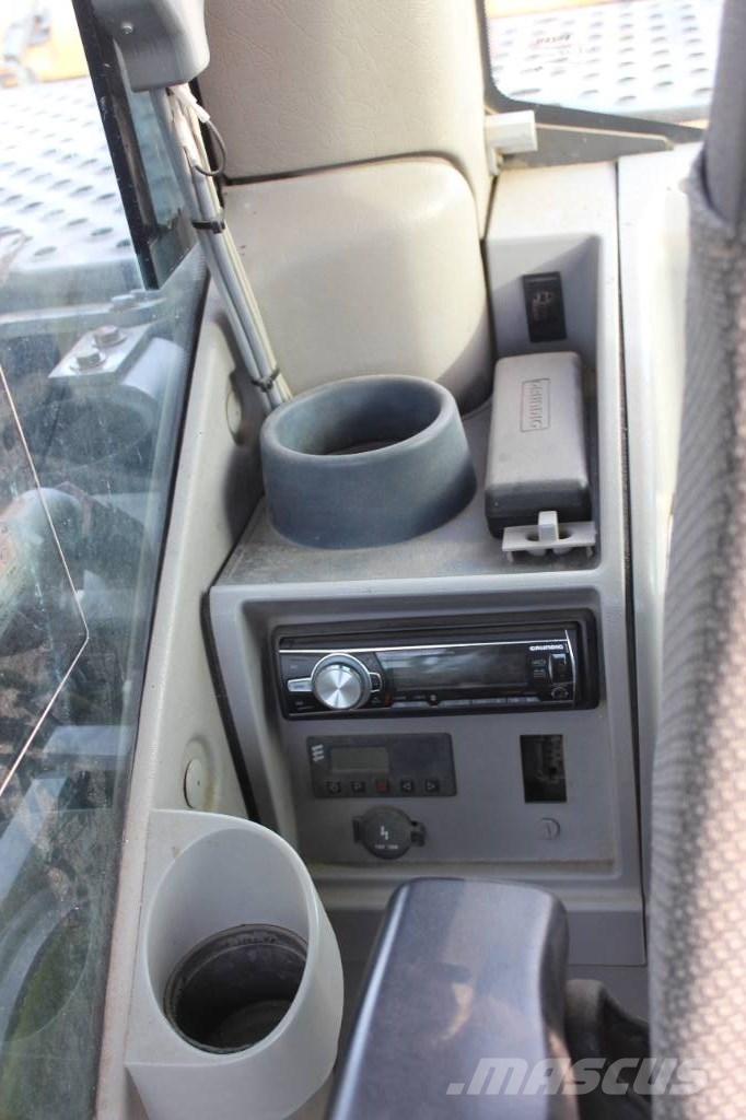 Volvo EC 210 C L Roomikekskavaatorid