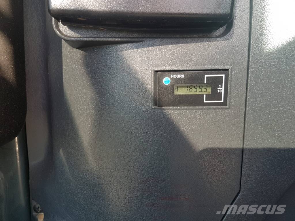 Hyundai R80 CR 9A Midi bageri 7t – 12t