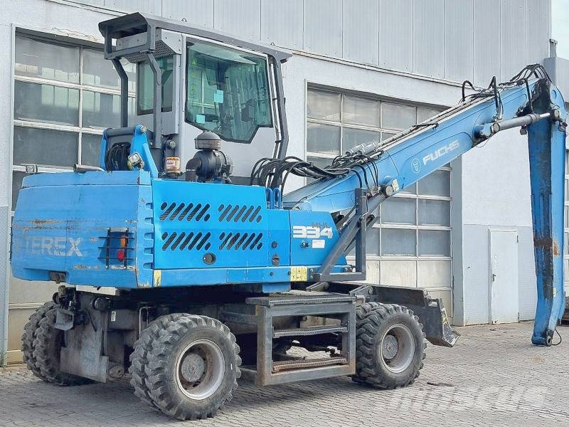 Fuchs MHL 334 E Waste / industry handlers