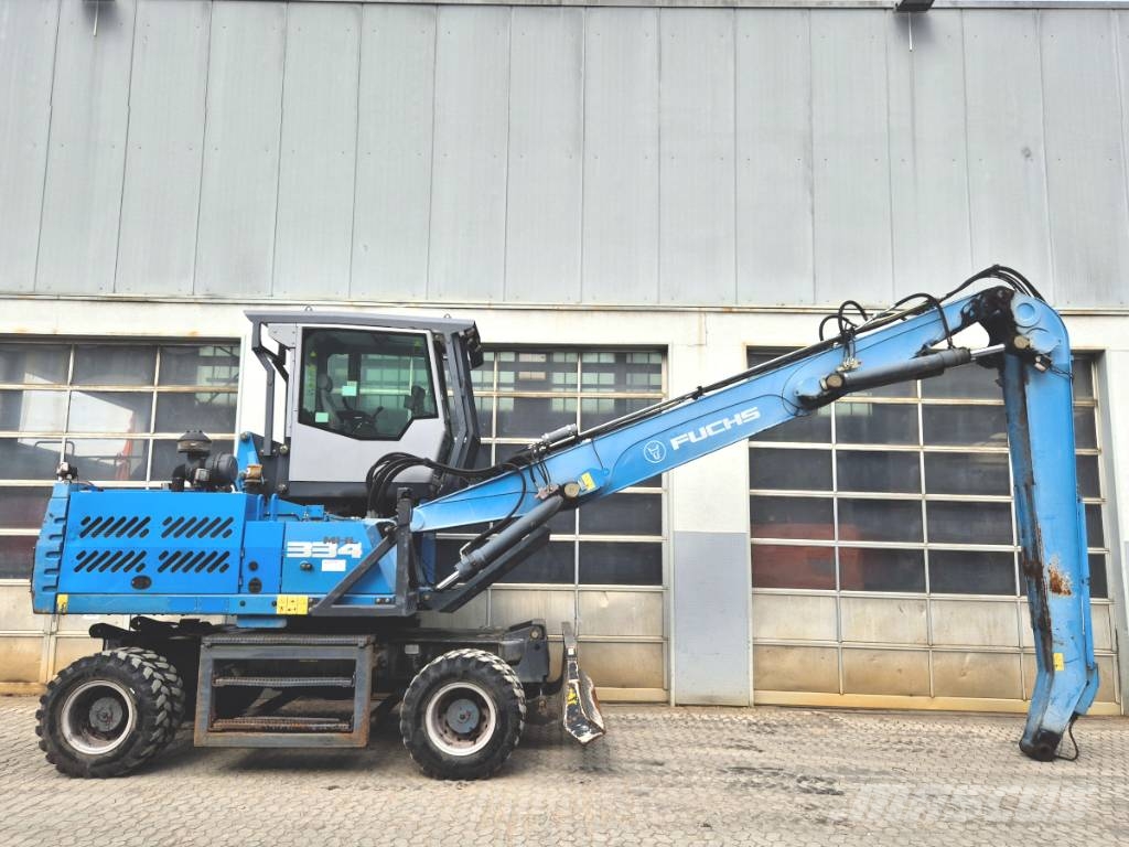 Fuchs MHL 334 E 廃棄物／工業産廃処理機