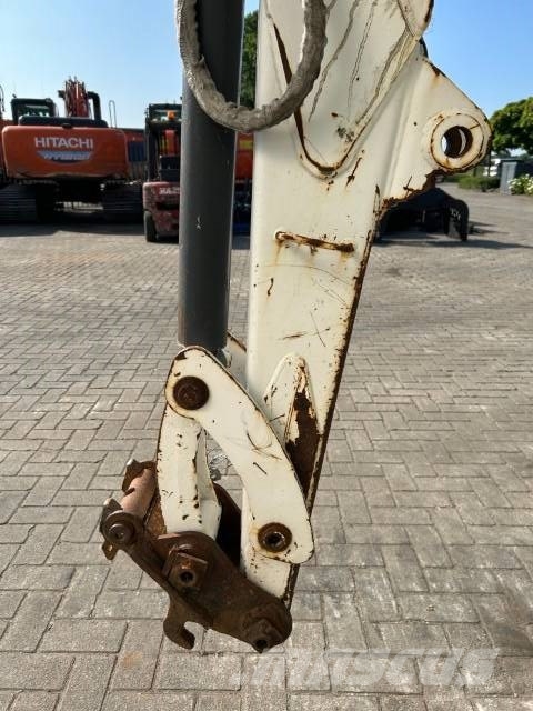 Bobcat 325 Bageri guseničari