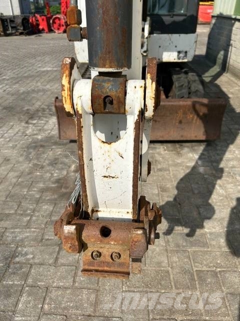 Bobcat 325 Bageri guseničari