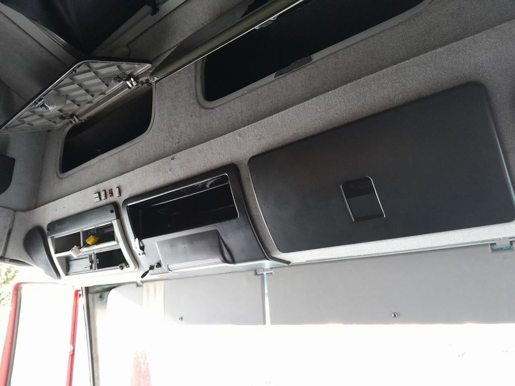 Iveco EUROCARGO SLEEPING CAB EURO 3 Cabinas e interior