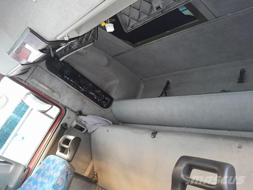 Iveco EUROCARGO SLEEPING CAB EURO 3 Cabinas e interior