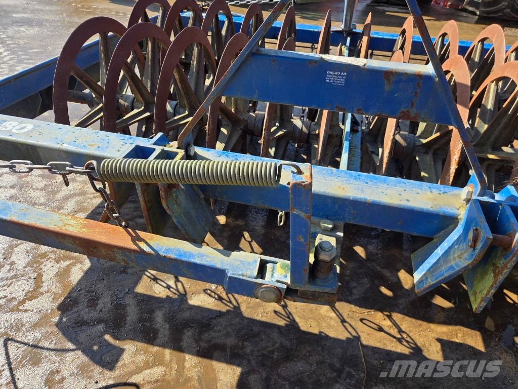 Dal-Bo 200x Ploughs
