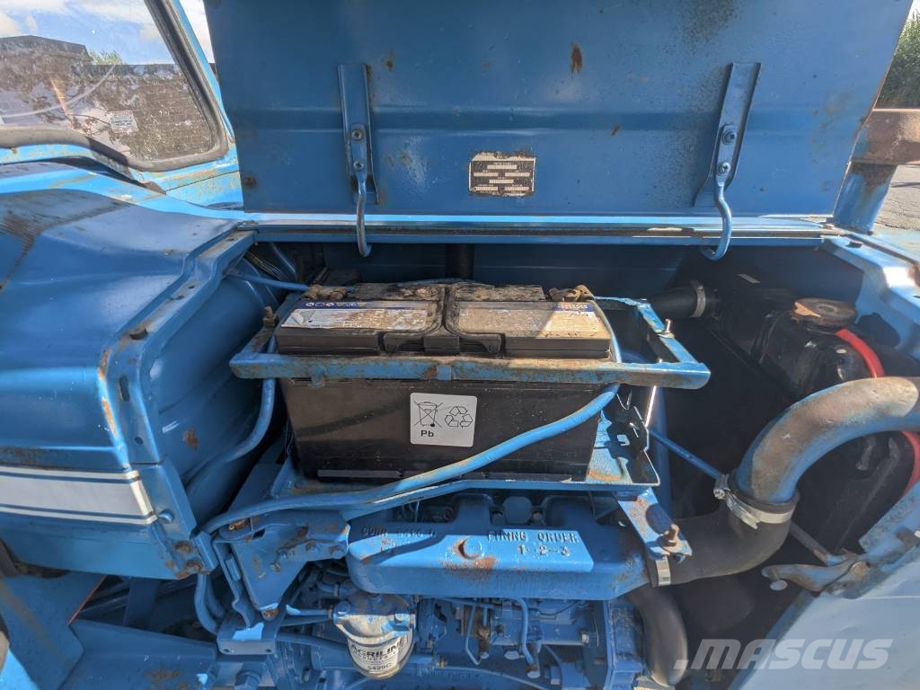 Ford 3000 Трактори