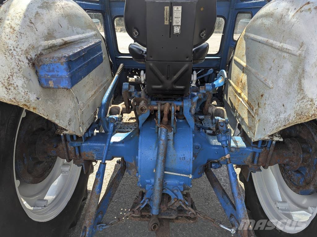 Ford 3000 Трактори