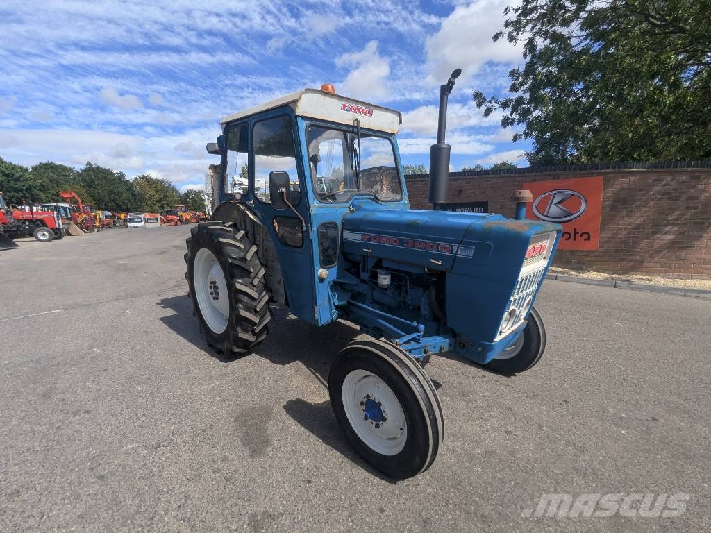 Ford 3000 Трактори