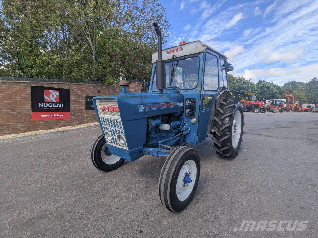 Ford 3000 Трактори