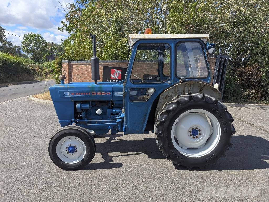 Ford 3000 Трактори