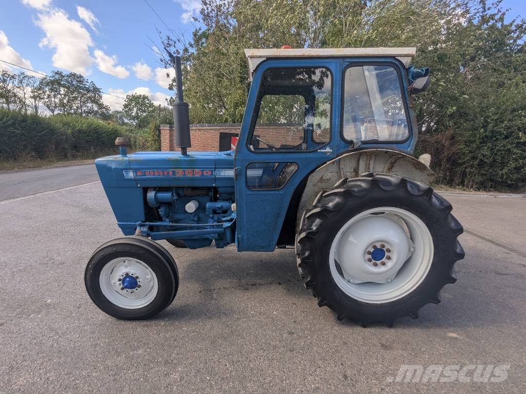 Ford 3000 Трактори