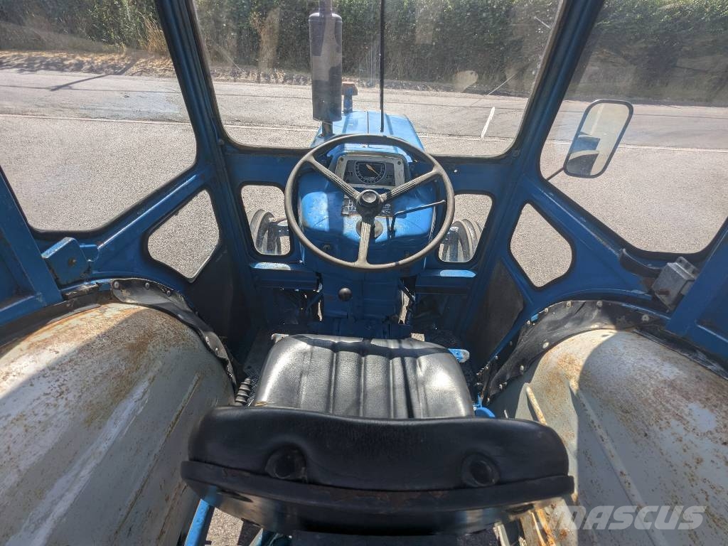 Ford 3000 Трактори