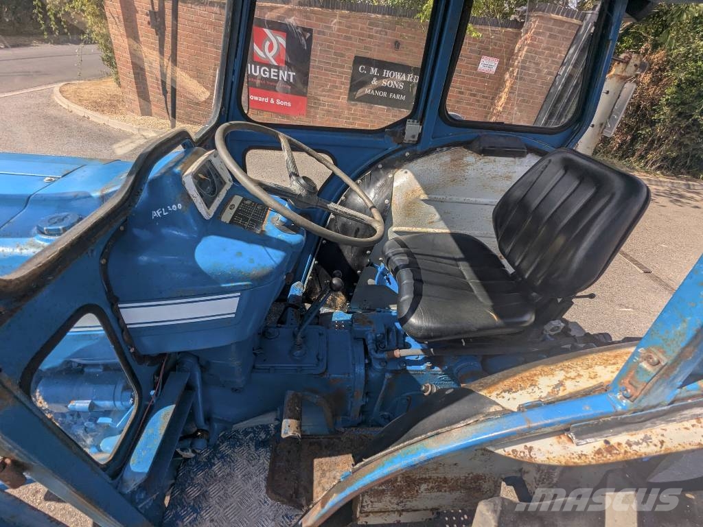 Ford 3000 Трактори