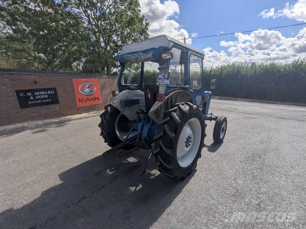Ford 3000 Трактори