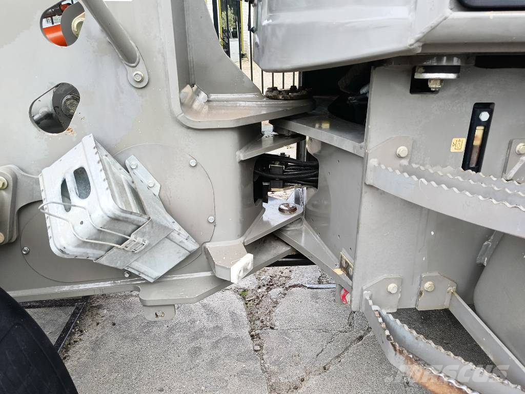 Atlas 75 E T telescopic mast wiellader loader lader Kolesni nakladalci