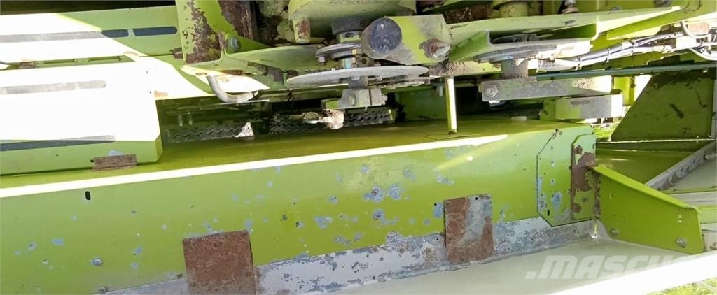 CLAAS Quadrant 2200 각형 곤포기