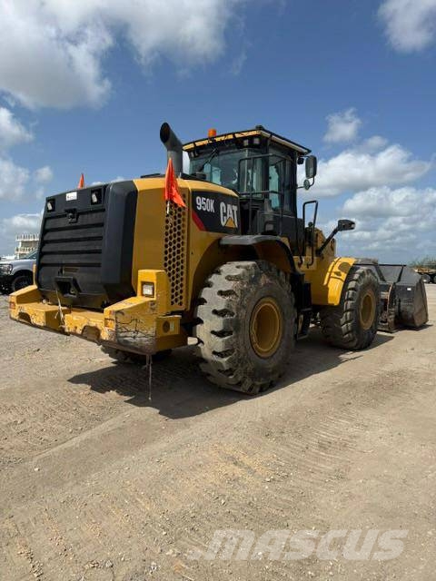 CAT 950 K Gumikerekes homlokrakodók