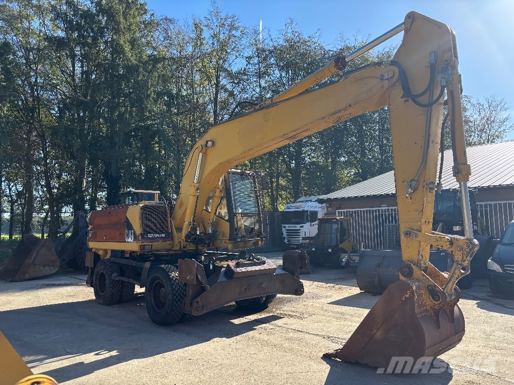 CAT M 320 Wielgraafmachines