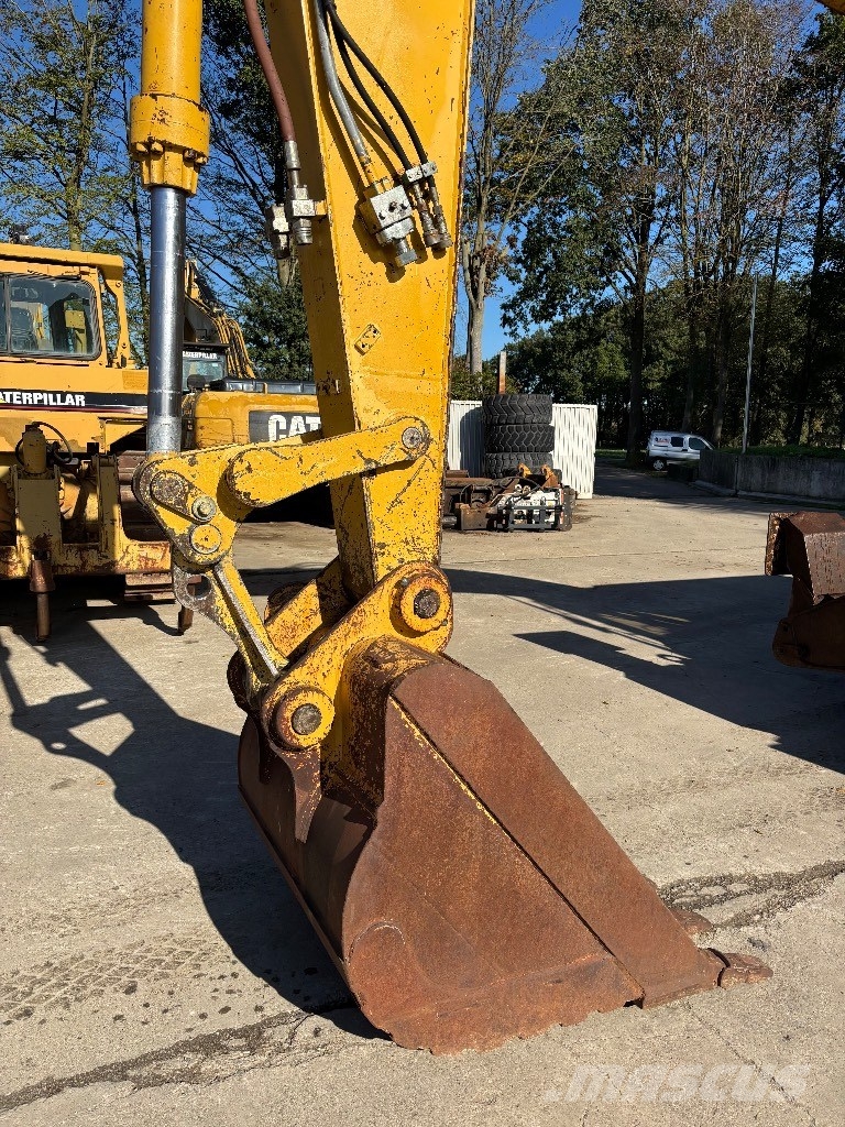 CAT M 320 Wielgraafmachines