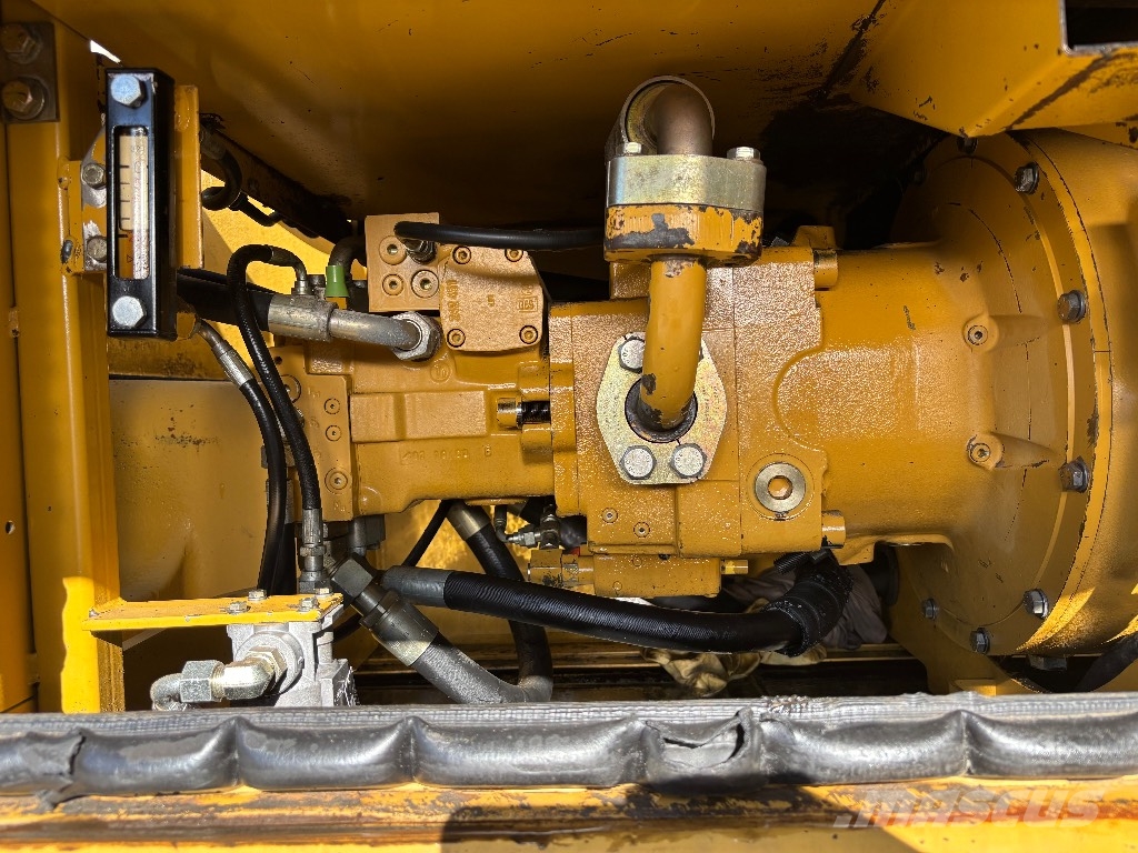 CAT M 320 Wielgraafmachines