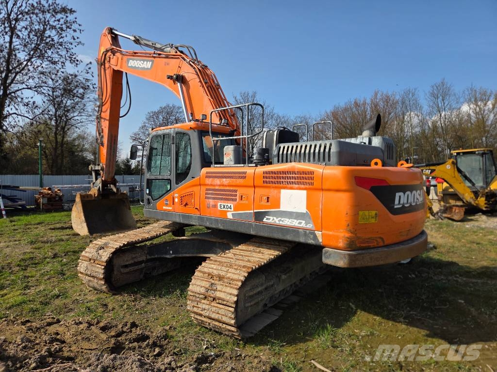 Doosan DX380LC-5 Raupenbagger
