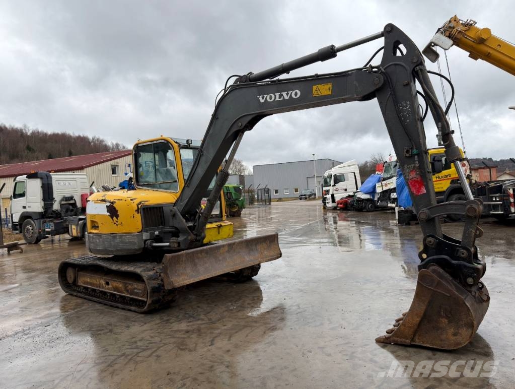 Volvo ECR 88 حفارات زحافة